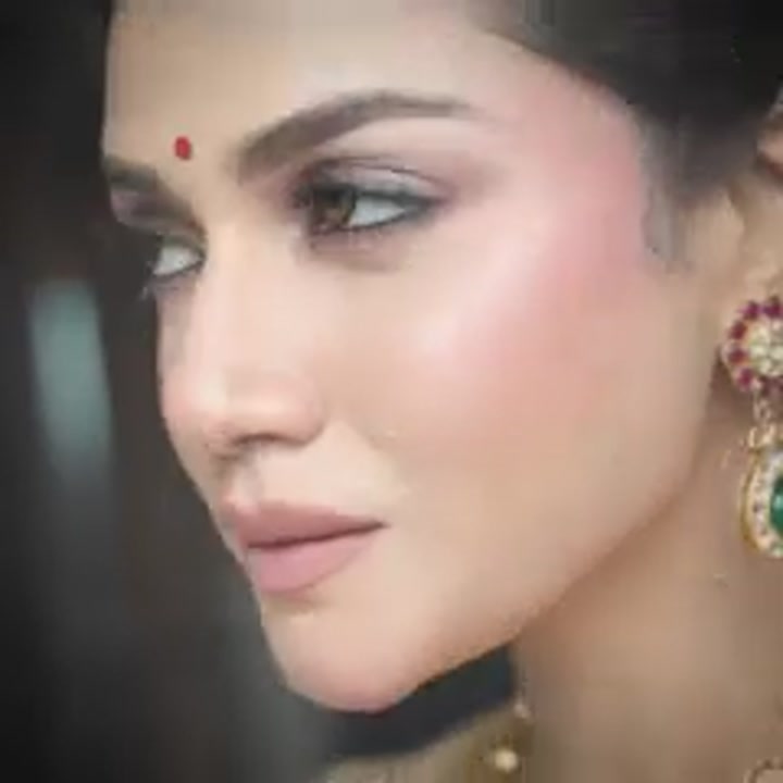 Bridal / Beauty in detail — film still