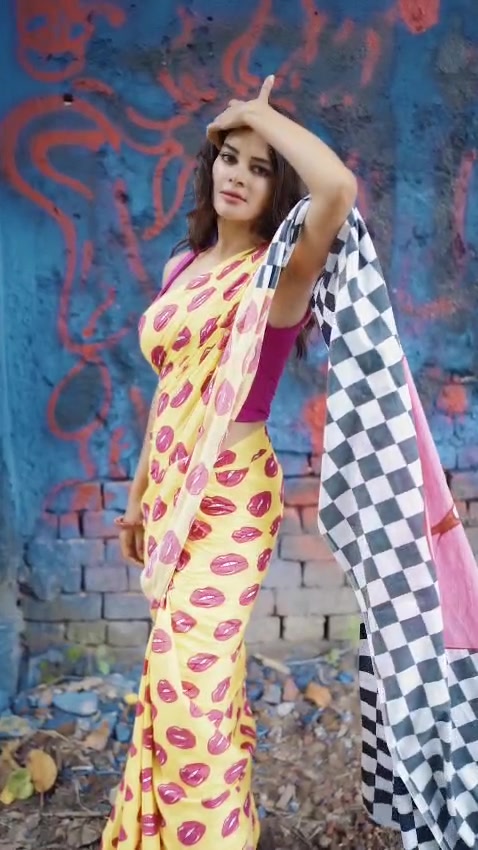 Fashion / Pattern in motion — film still