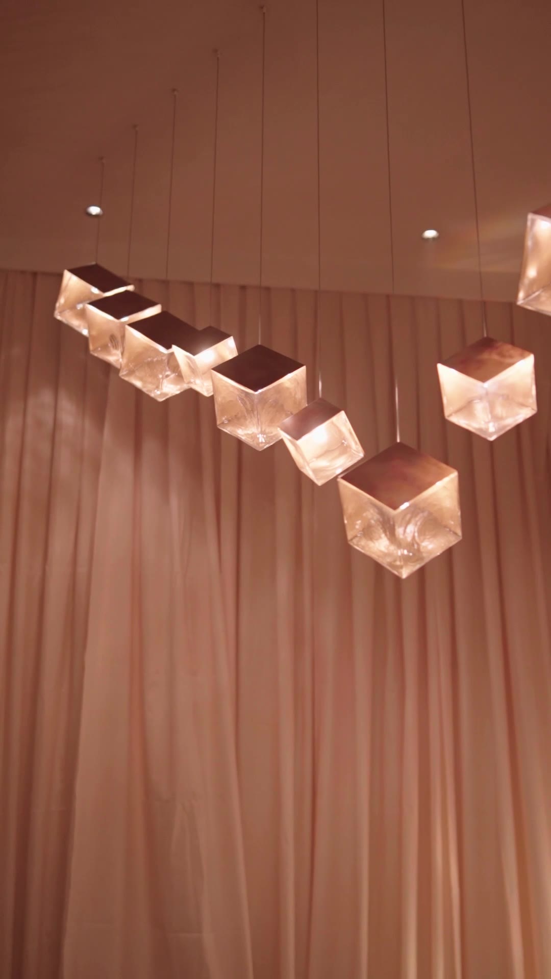 Hands & Minds / Material & light — film still